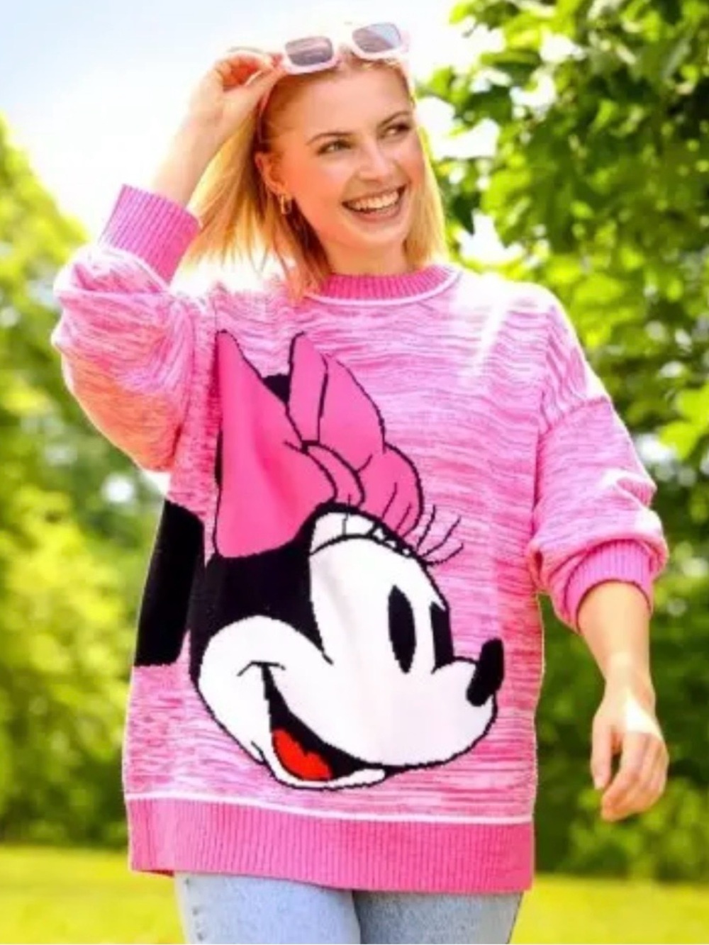 Women’s Disney Pink Minnie Graphic Oversized Crewneck Sweater - Size XL - NWT - Picture 2 of 4